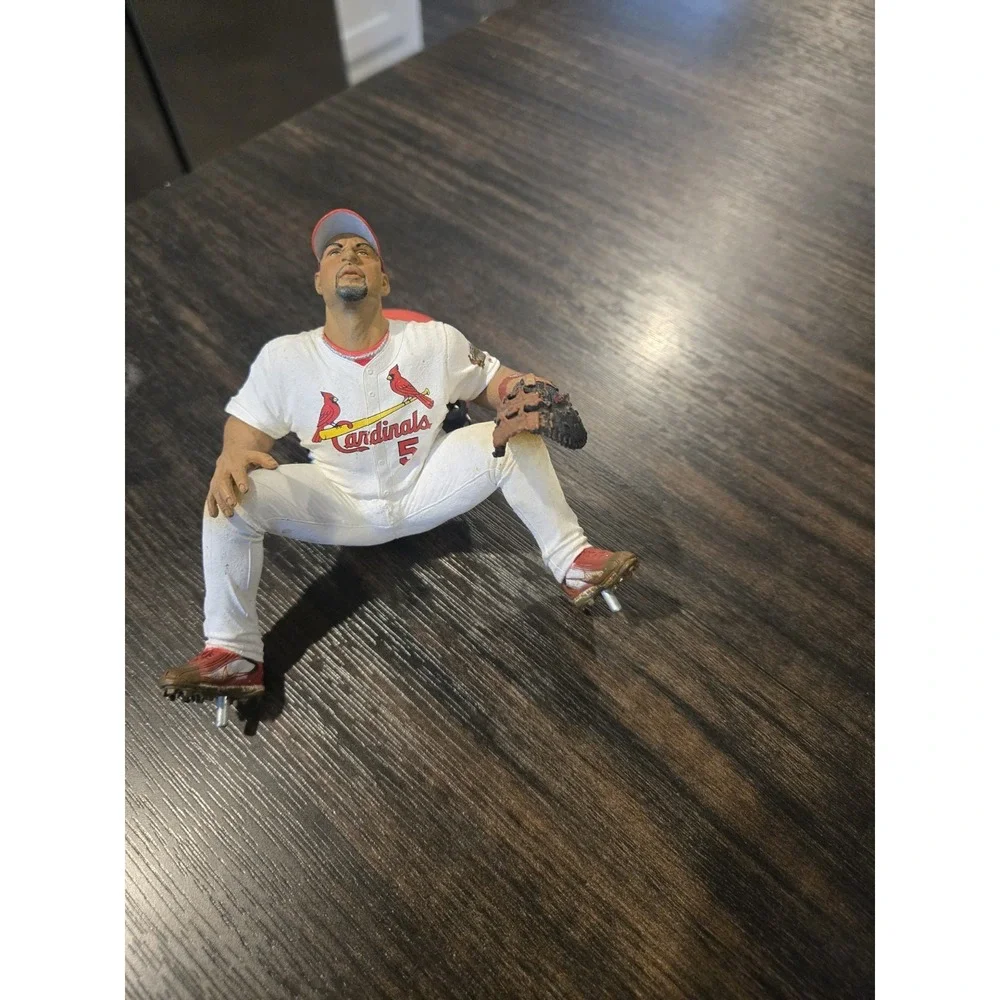 St Louis Cardinals Baseball Quartz Desk Clock MLB Champion PuJols Figurine 2005